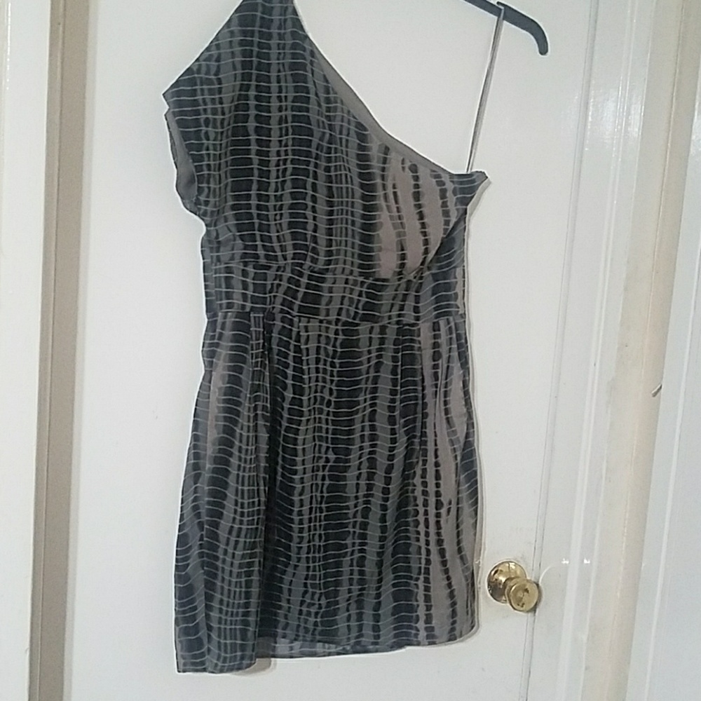 One shoulder dress